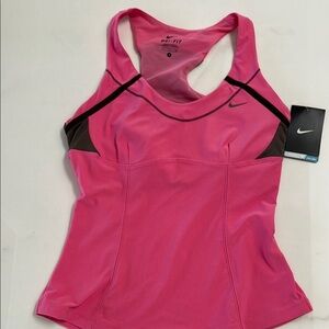 Nike Pink TENNIS SET - Dri-FIT Tank Top and Tennis skirt. Never worn - tags